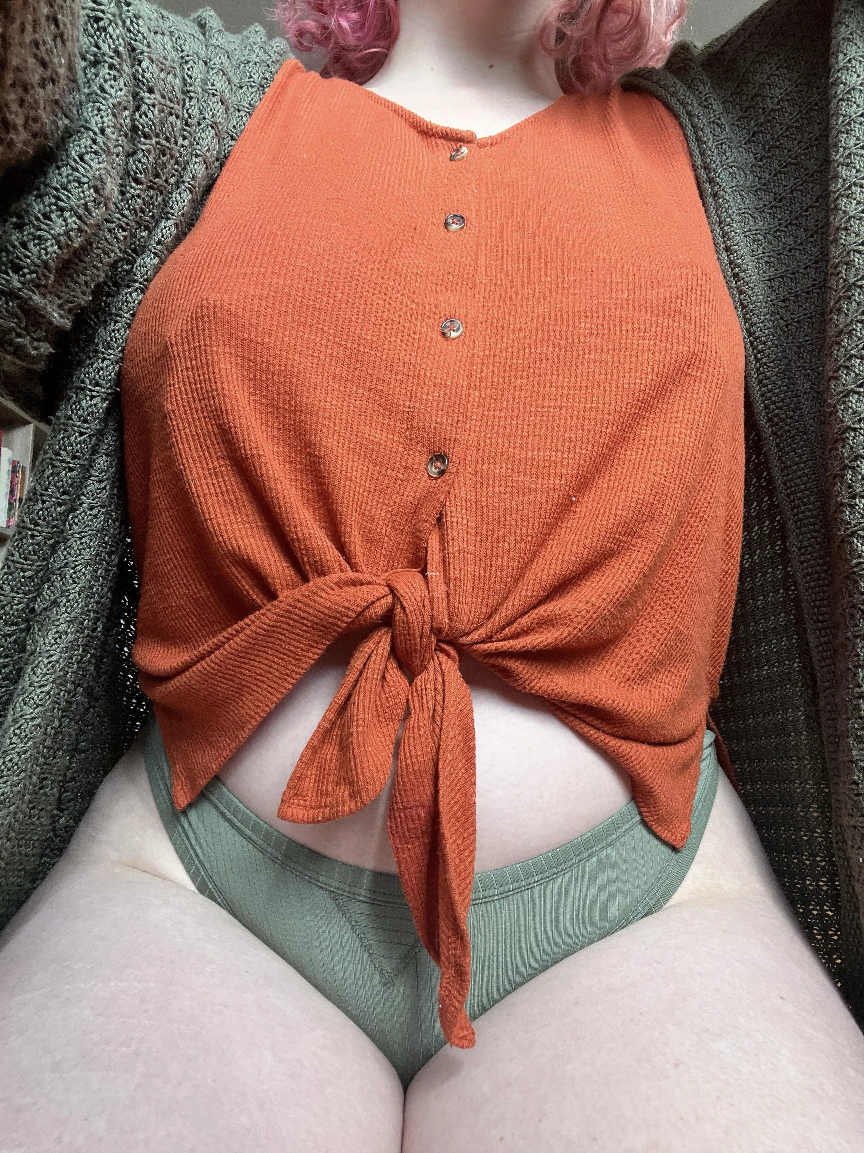 Orange & green go so well together [f] posted by faekitti