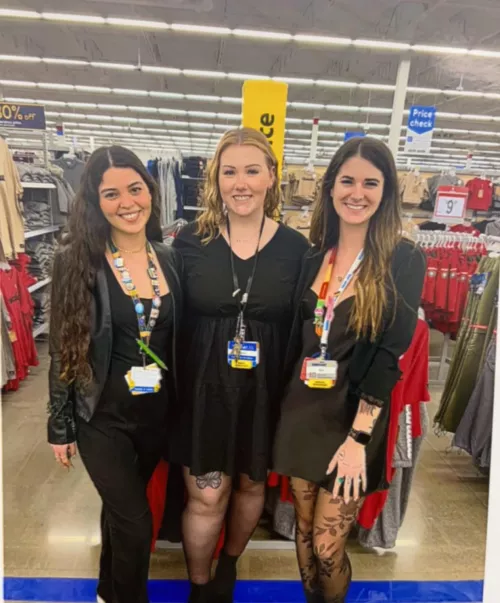 Pick one to fuck in the changing room [3]  by Wendodo