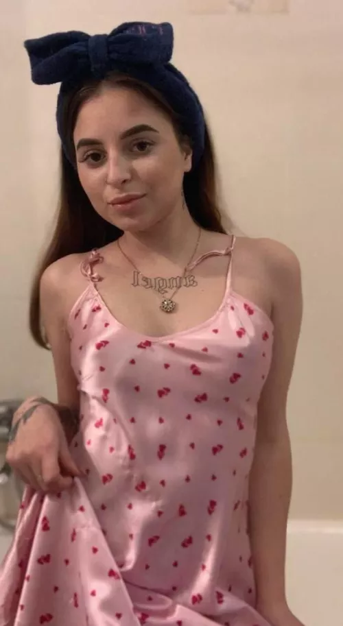 Say one word about my ass by queljo