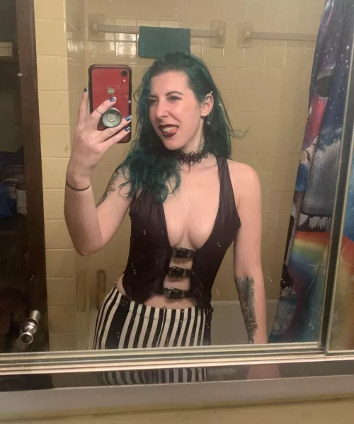 Sexy in a vest by sirenskiss3