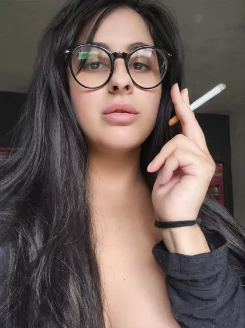 Smoking a red one cuz I love the flavour and the smoke. by BeeLiving7279