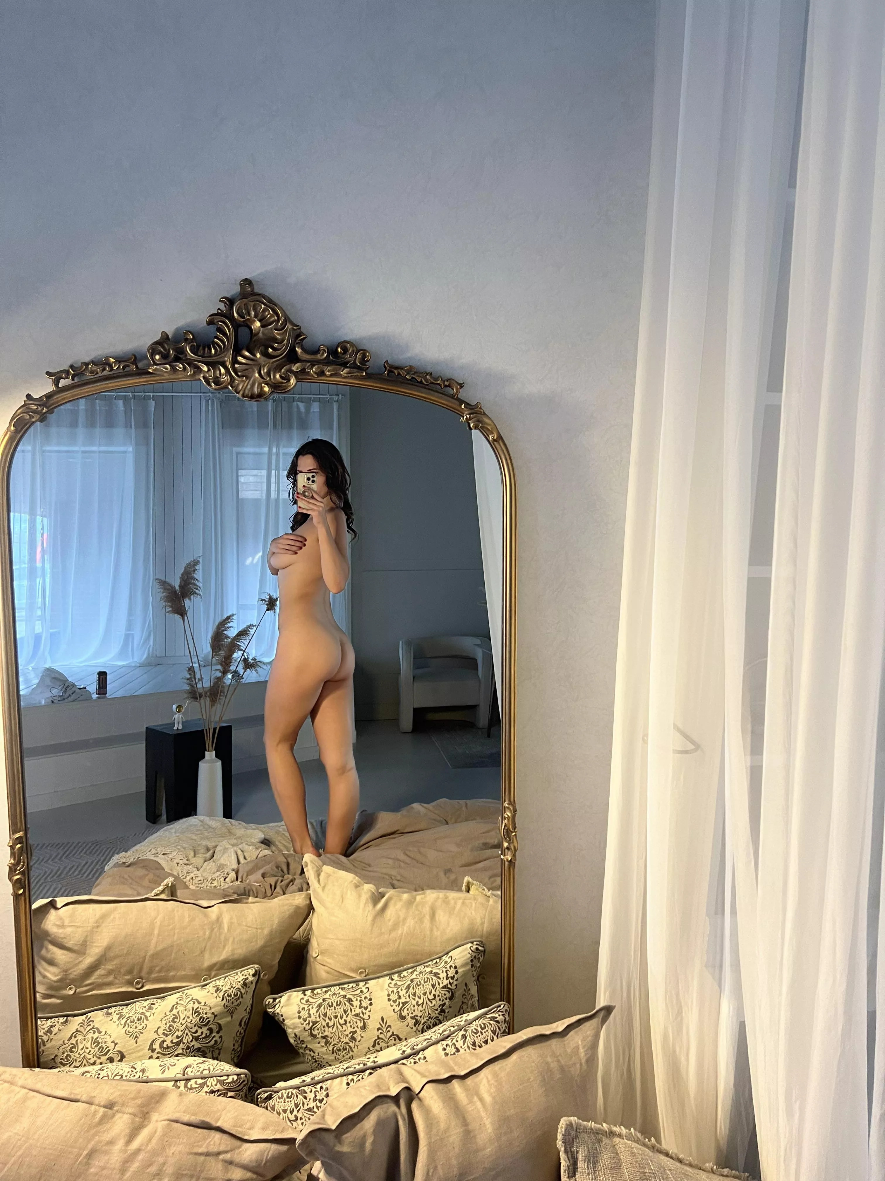 The reflection 🪞 posted by modeladventurer