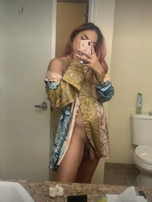 Thinking about something fun & hot rn posted by skittlesLord888