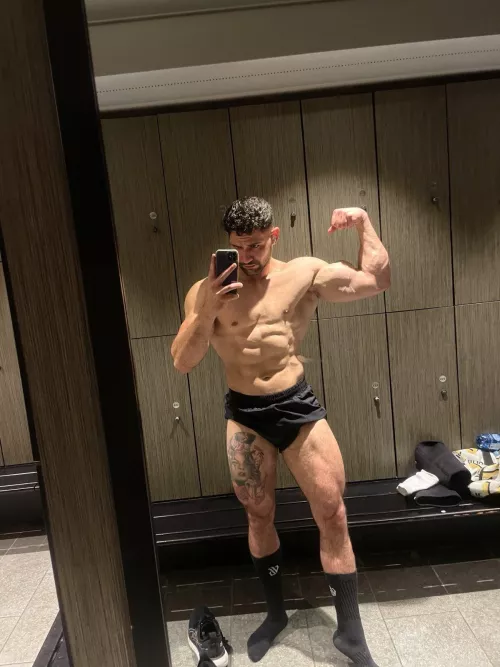 Those pits are more tastier after workout by TheKingDavid_