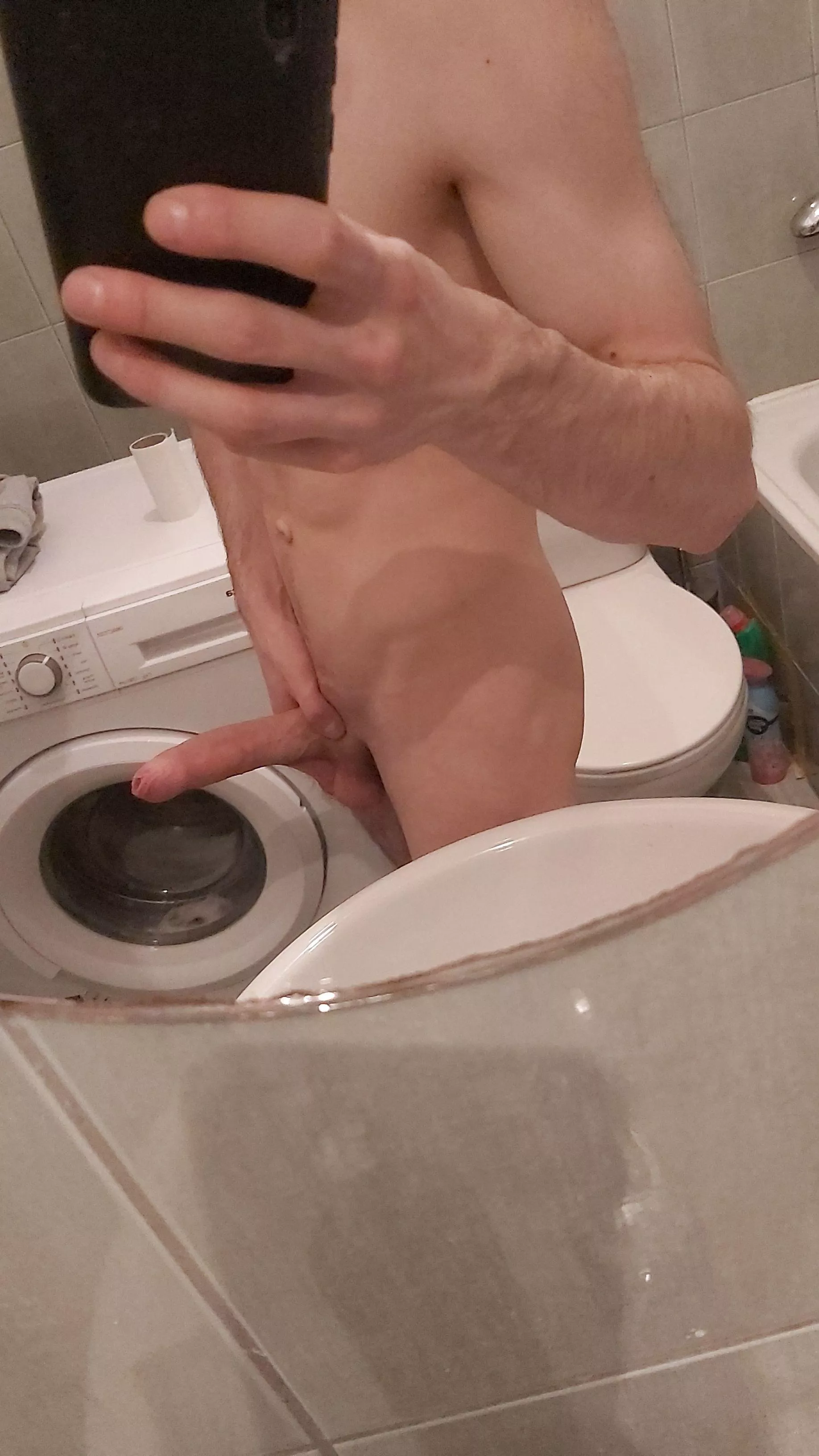 Who wants to help me cum? posted by SnooDrawings2450