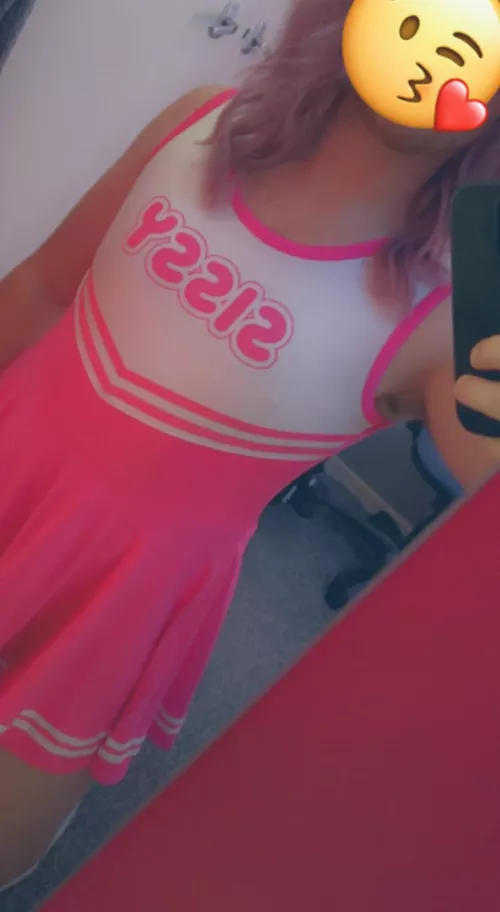 Who’s gonna mould me into their perfect little sissy? by throwaway231001