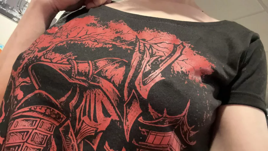 Wore my new shirt out shopping by rawrplatypus