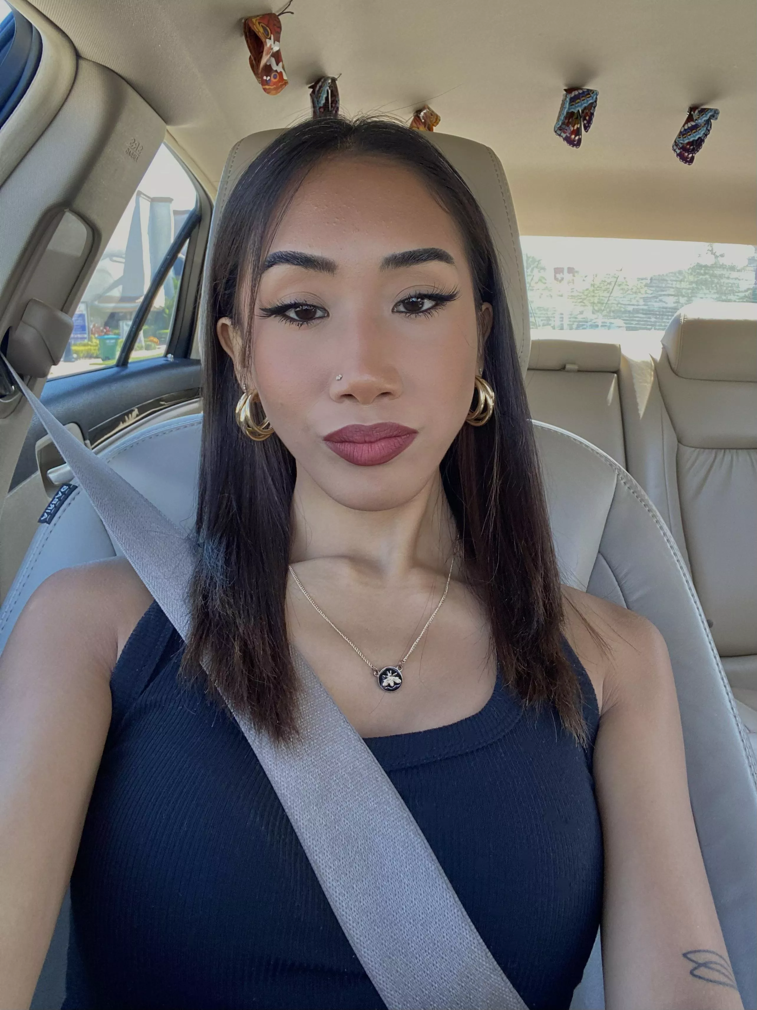 would you fuck my face until my eyes tear up?🥹 posted by yourbabyluvvv