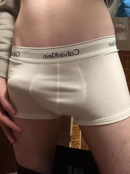 [19] Mirrors on vacation hit different by mqaxy