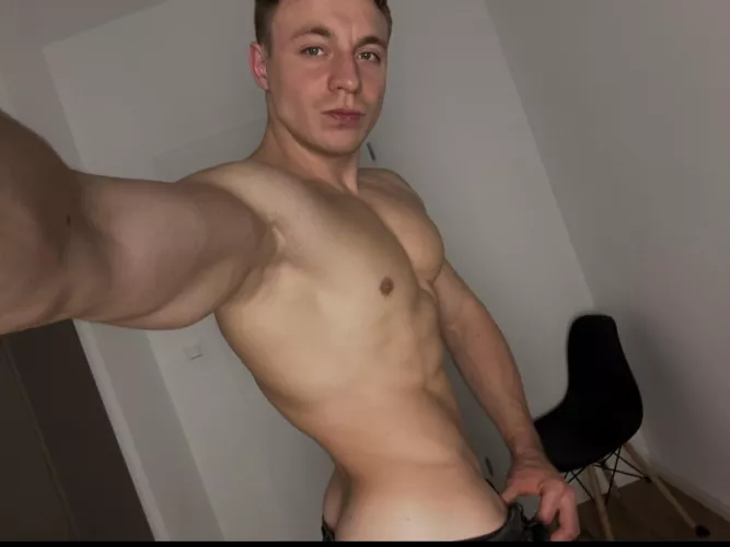 [20]Nice to meet u here bros  by W_a_l_t_er