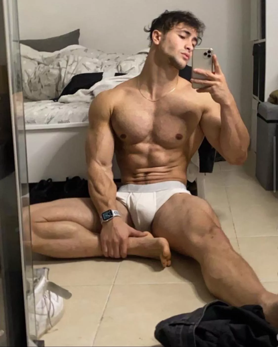 21 usa, muscular men dm me posted by Lopsided-Elk1171
