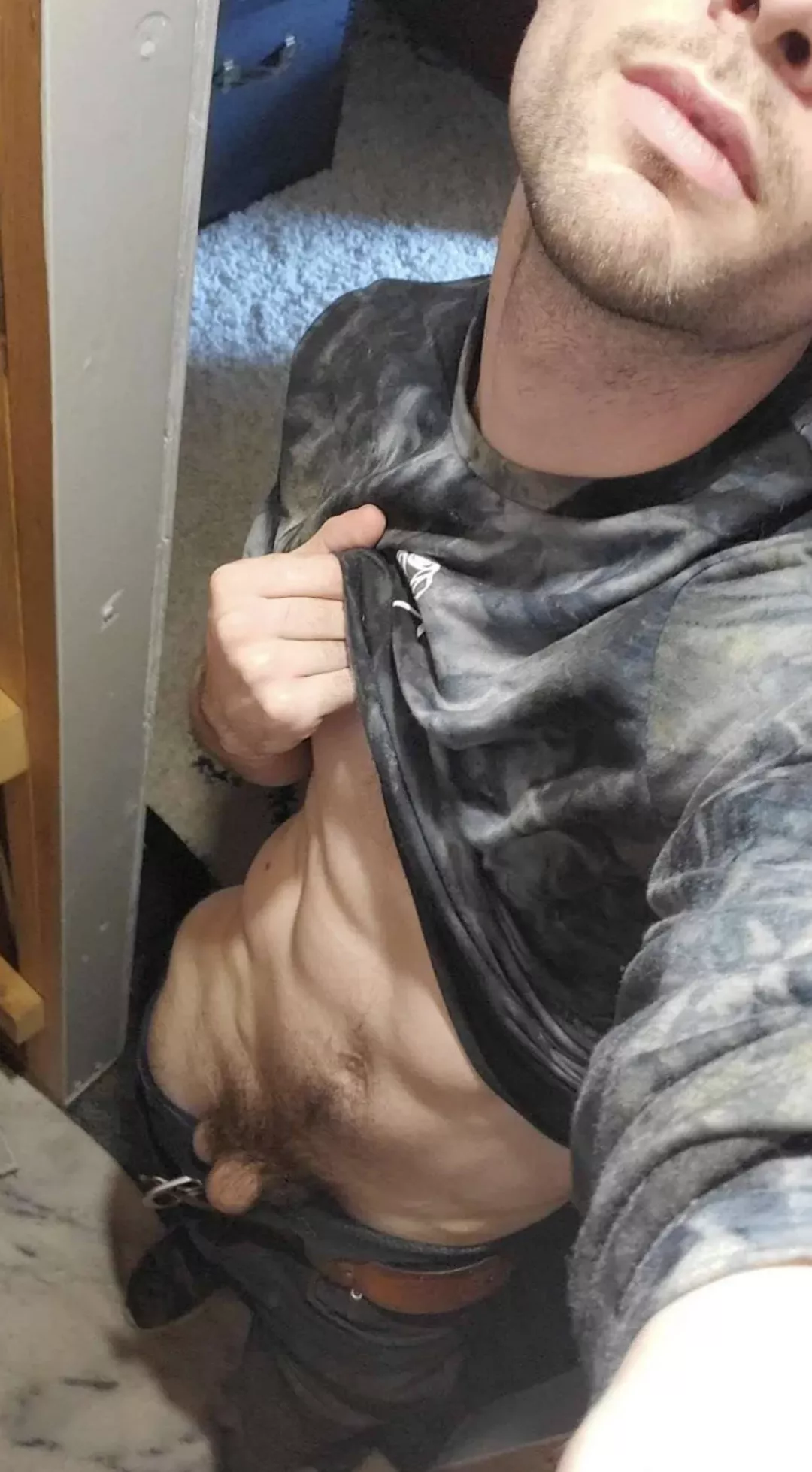 24 horny hmu geooklen  posted by Dear-Pound-6741