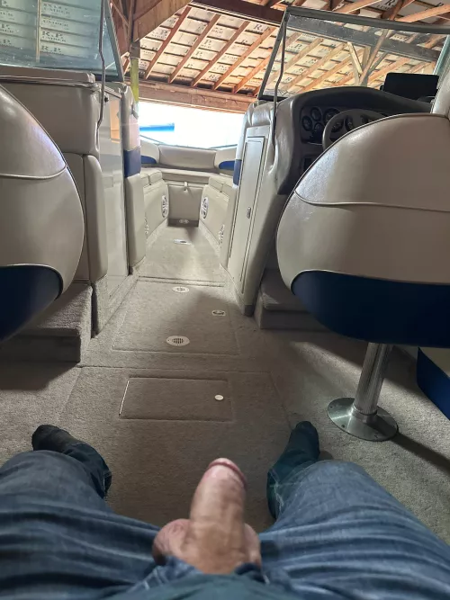 (34) Anyone free to help me work on my boat? by 1BigRadDad