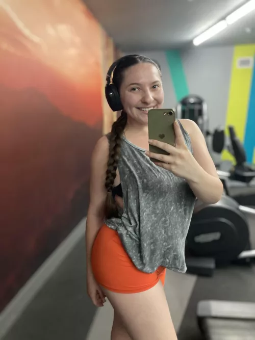 A single braid is my favorite for good sweat 😏❤️ by Icechick44