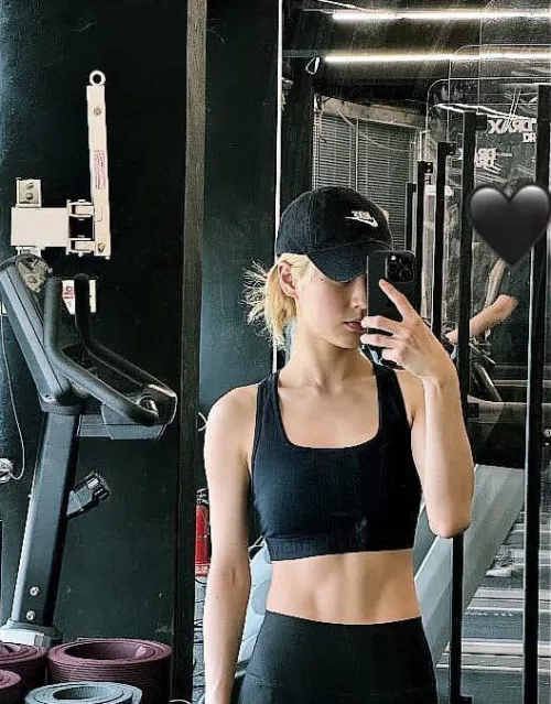 ARTMS - HEEJIN by New-Hippo-2231