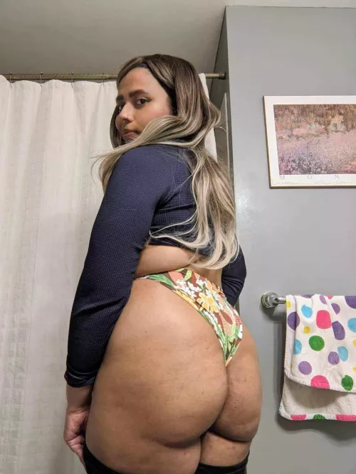 Cellulite is like pulp in orange juice, only grown ups can appreciate the taste ;)  by the_czar_got_cake