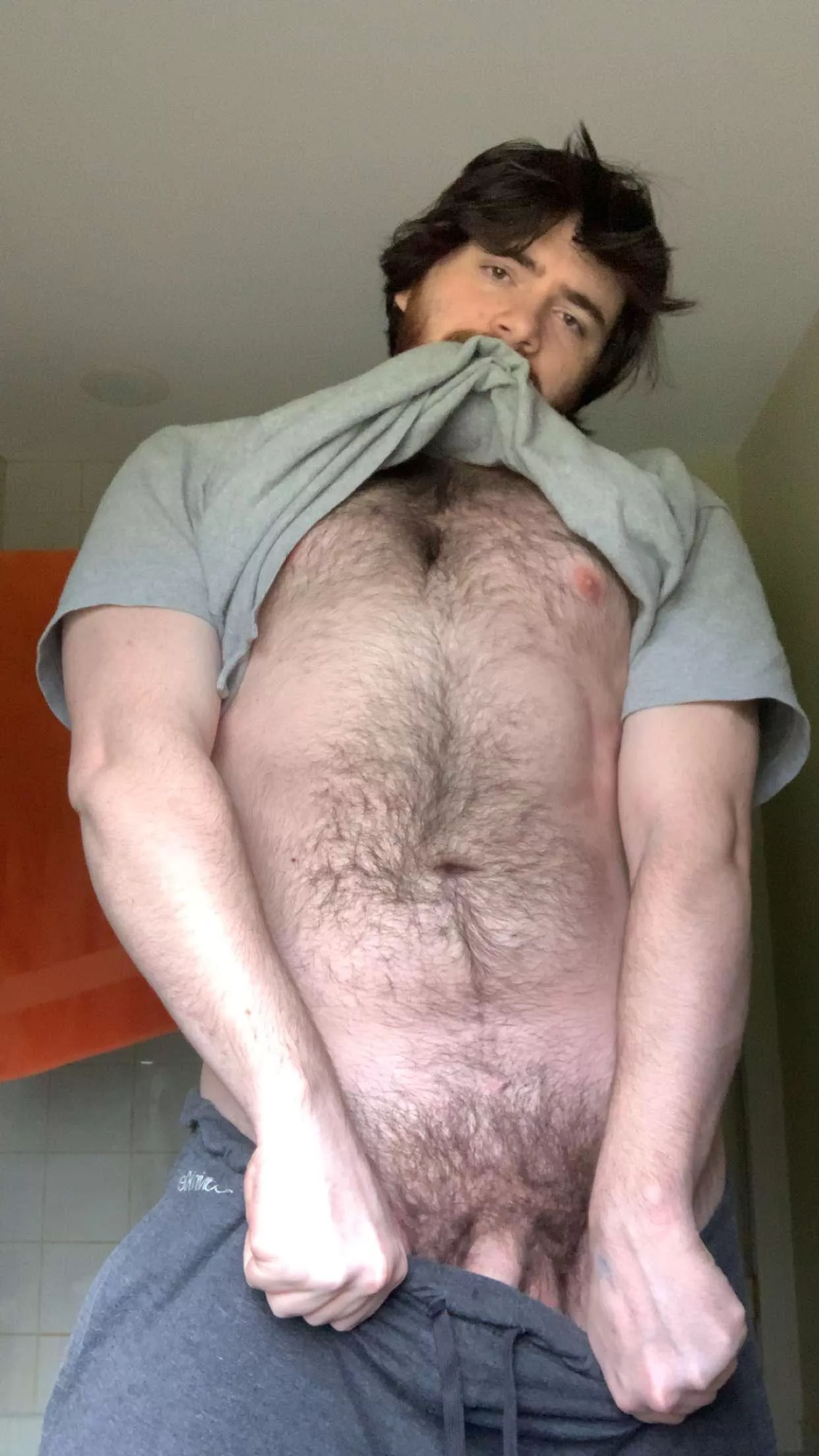 come play with me and you can touch the fur posted by yes_it_iz