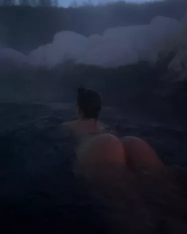 Help my little 19 yo ass being pounded posted by ThaFreakyOne