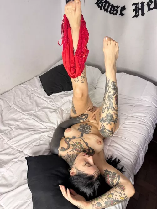 I hear punk girls are the best fuckers by sharibaby1760