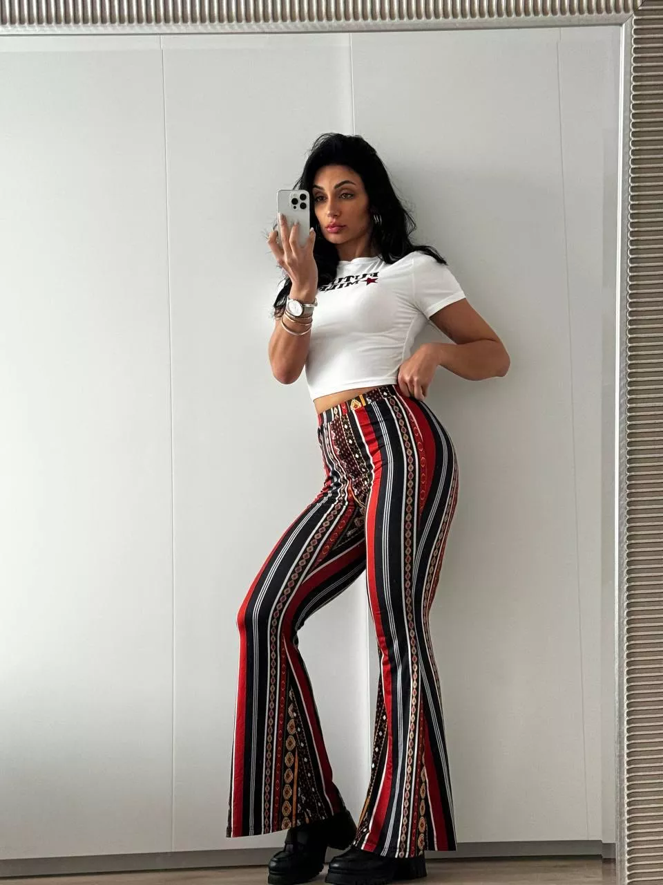 I like to take pictures like this before I leave the house posted by Vanessa_Diazzz