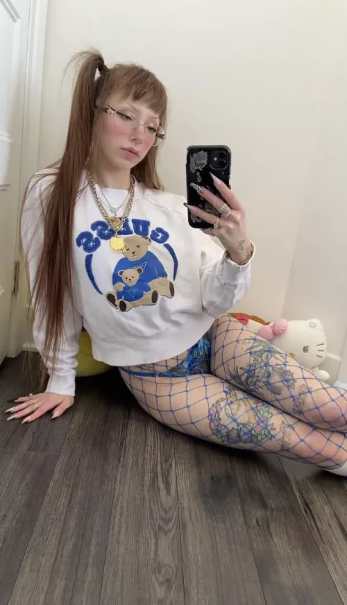 I want them grabbed hard please by y0urbabyd0ll