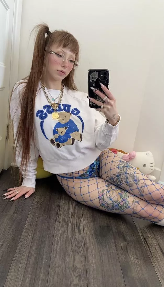 I want them grabbed hard please posted by y0urbabyd0ll