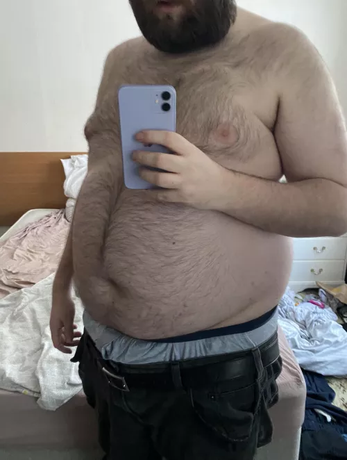 I want to scare a closeted FA in front of ur friends by TallWhit_eLover