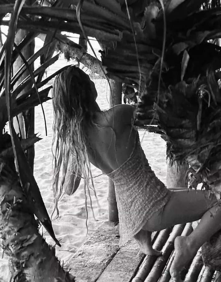 I want you to come back into bed posted by Apprehensive_Use5225