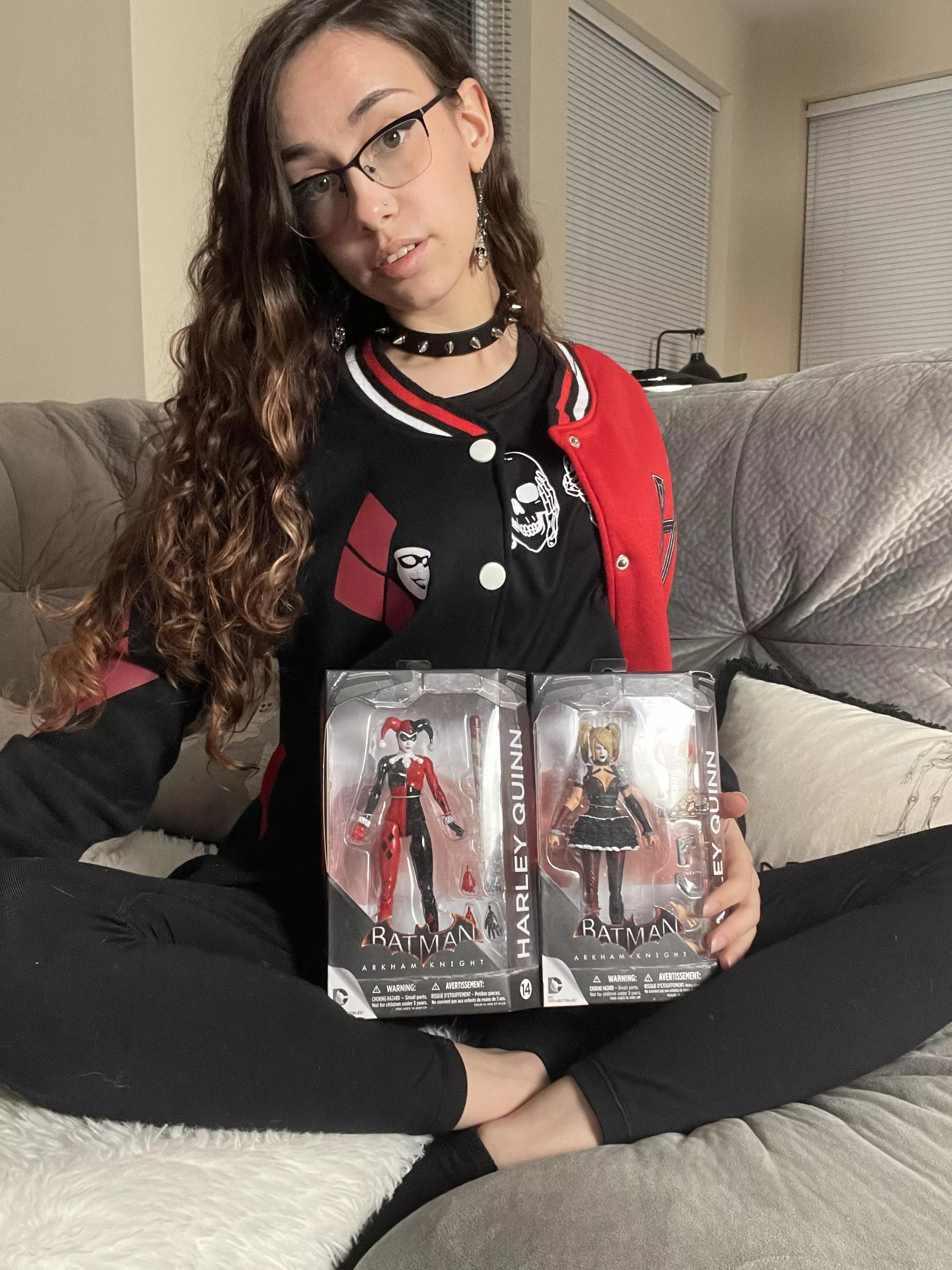 Im a HUGE Harley Quinn fan. Who’s your favorite villain 👀 [F] posted by LexiTheLynx