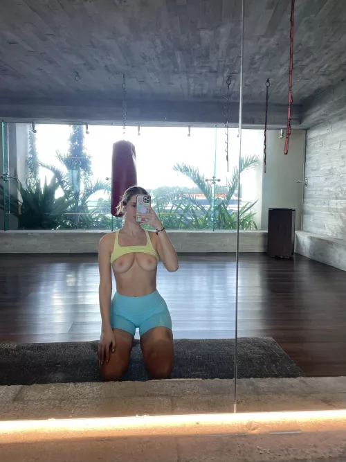 just popping in to say hi by submissiveprincessx