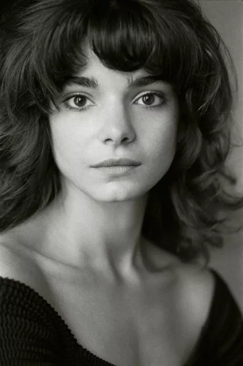 Laura San Giacomo by HWKD65