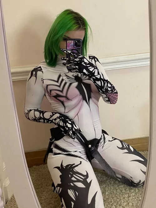 Looking for a naughty girl to satisfy all your fantasies? by eva_curls_