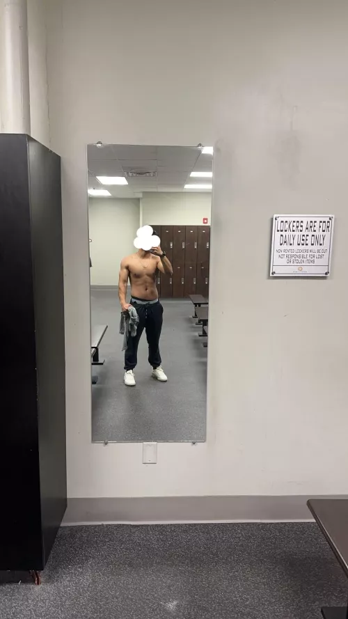 (M) 22 by mygirlputmeonreddit