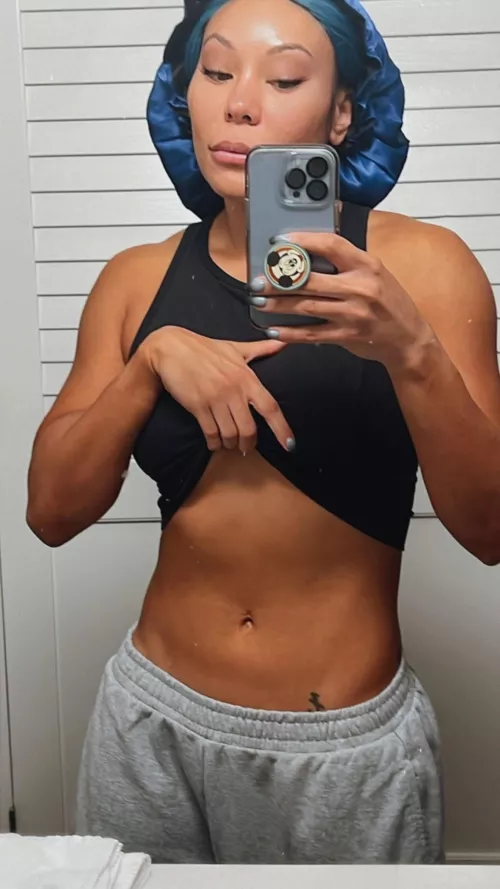 Mia Yim by SheetAcrobat