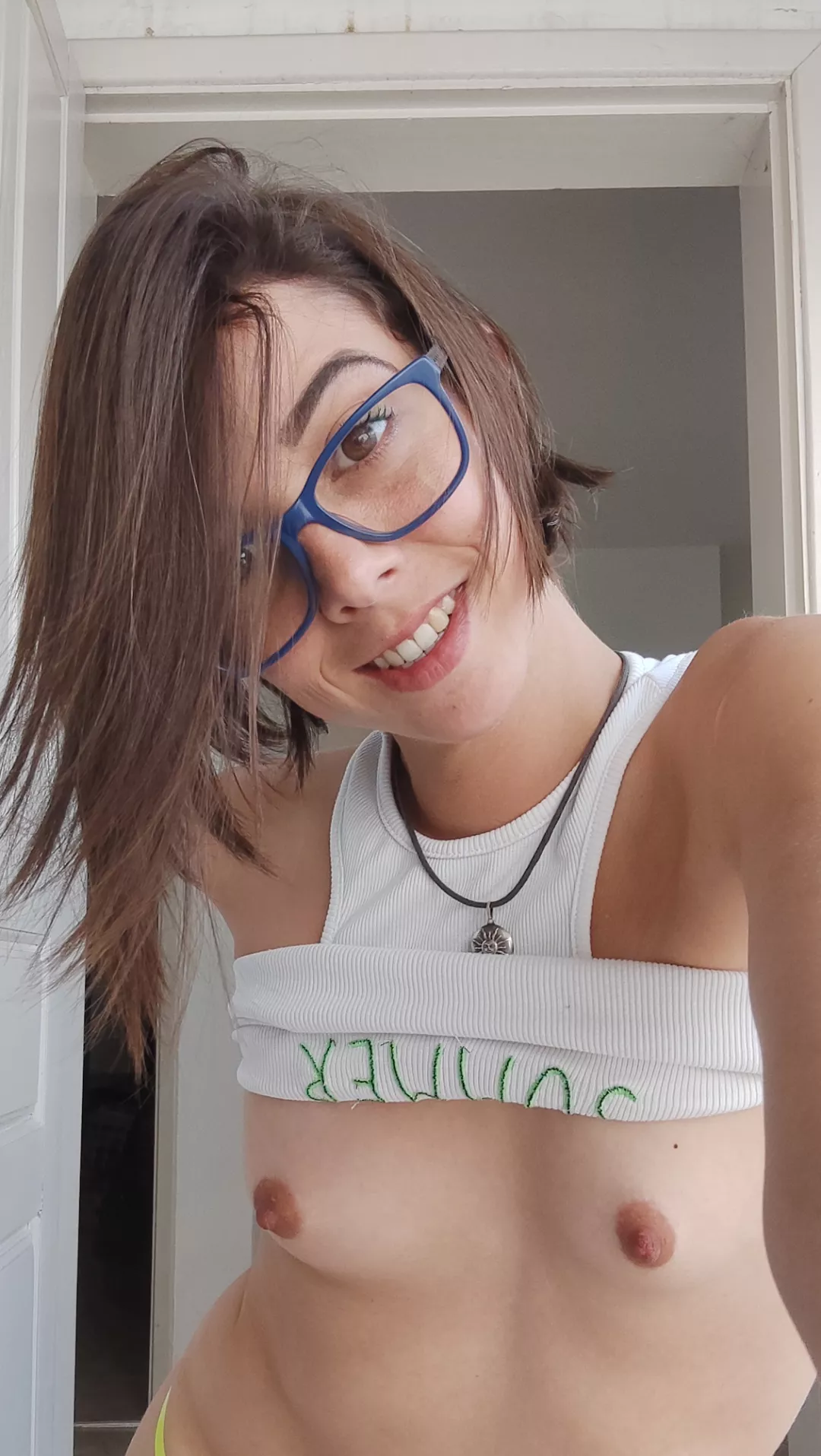 Naughty with short hair, I'm in the right place posted by Rafis69
