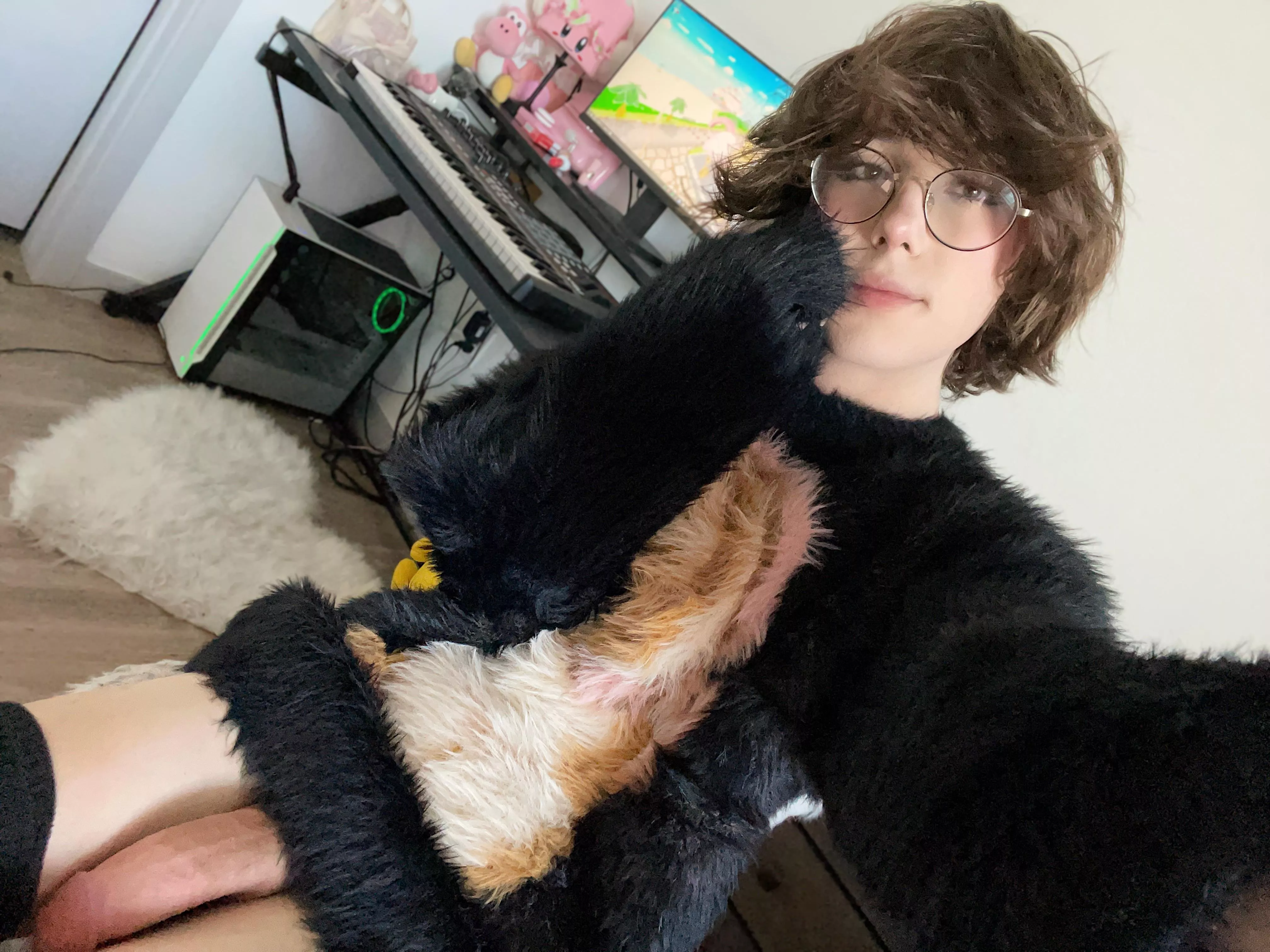 notice anything long and hard? 🐣🌸 posted by bbykoda