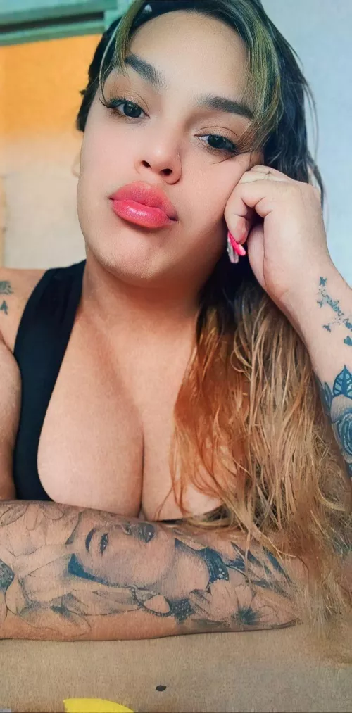 say if you want my nudes🤔🤭 by xiomarareyna