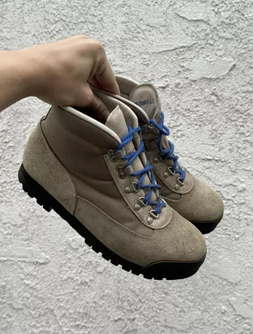 Similar design by Worried_Lifeguard513