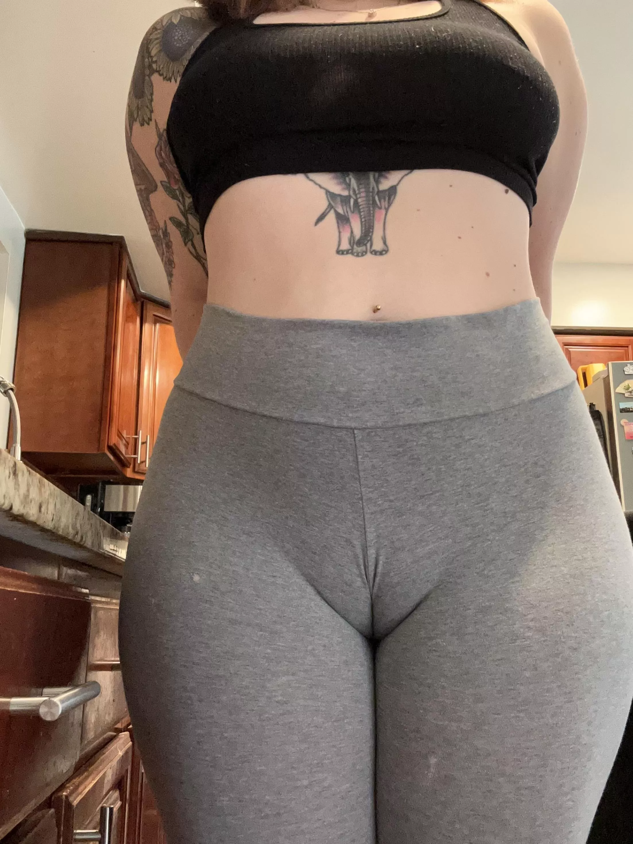 sniff my phat toe posted by lulbabymar