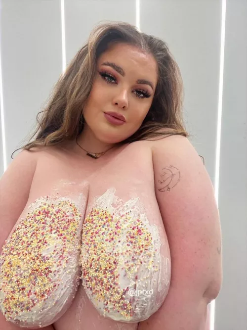 Tell me how they taste  by j_prxo