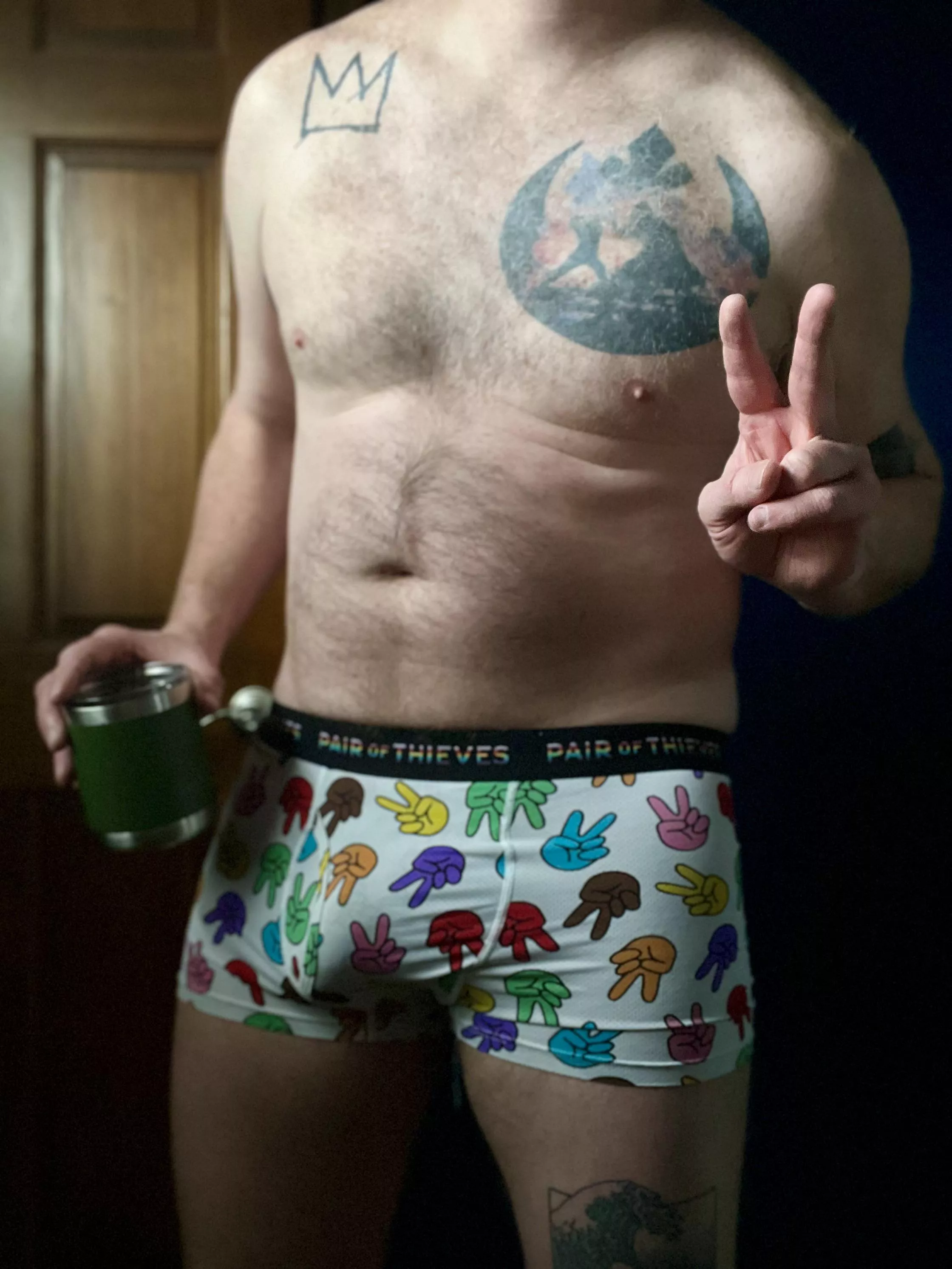 TGIF ✌️ posted by ilikemyoatmeallumpy_