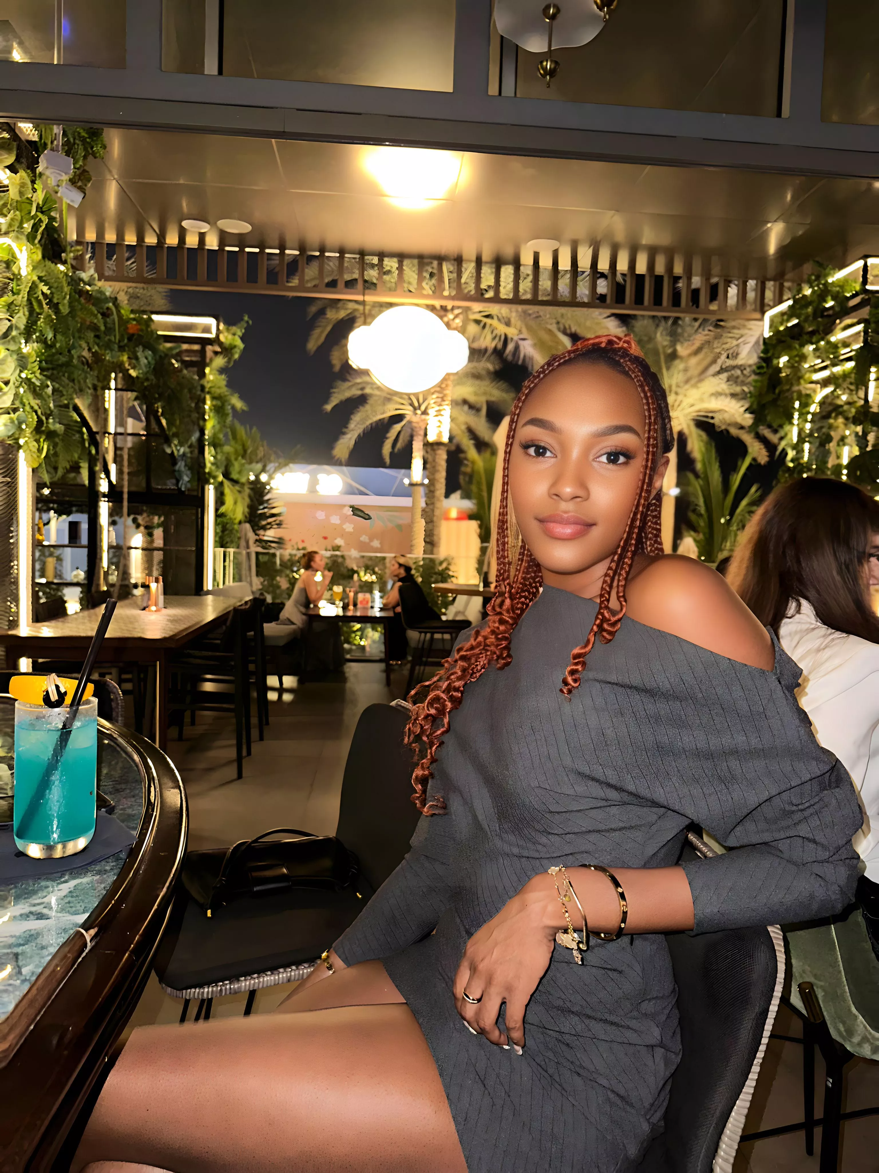 this is how i will fetch you your snack..this make me wifey material? posted by Nakso