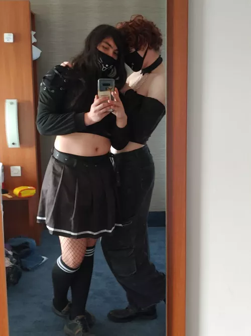 Two cuties in the same room at the same time :0 by BallisticBlocker