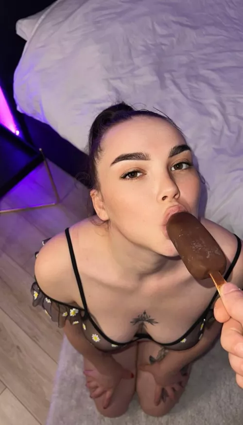 Which part of my face would you cum first?[WBO OC] by Headbig3