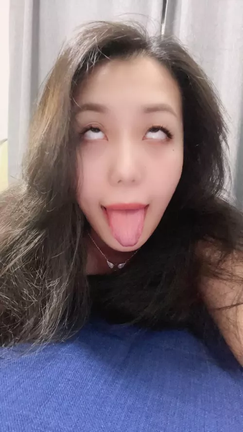 You bring me to an ahegao orgasm by PrettyHotAmazing