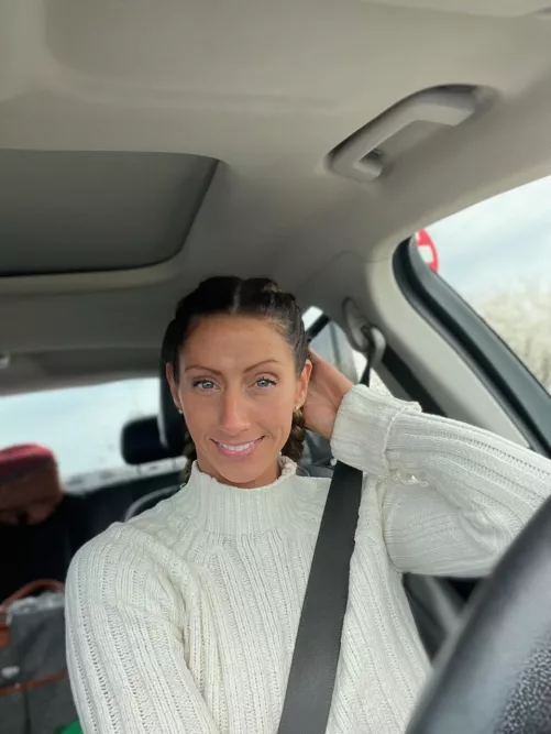 6ft tall - looking for 9” minimum  by Skye_hotwife