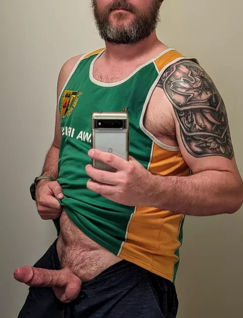 About ready to burst by spongerobnopants