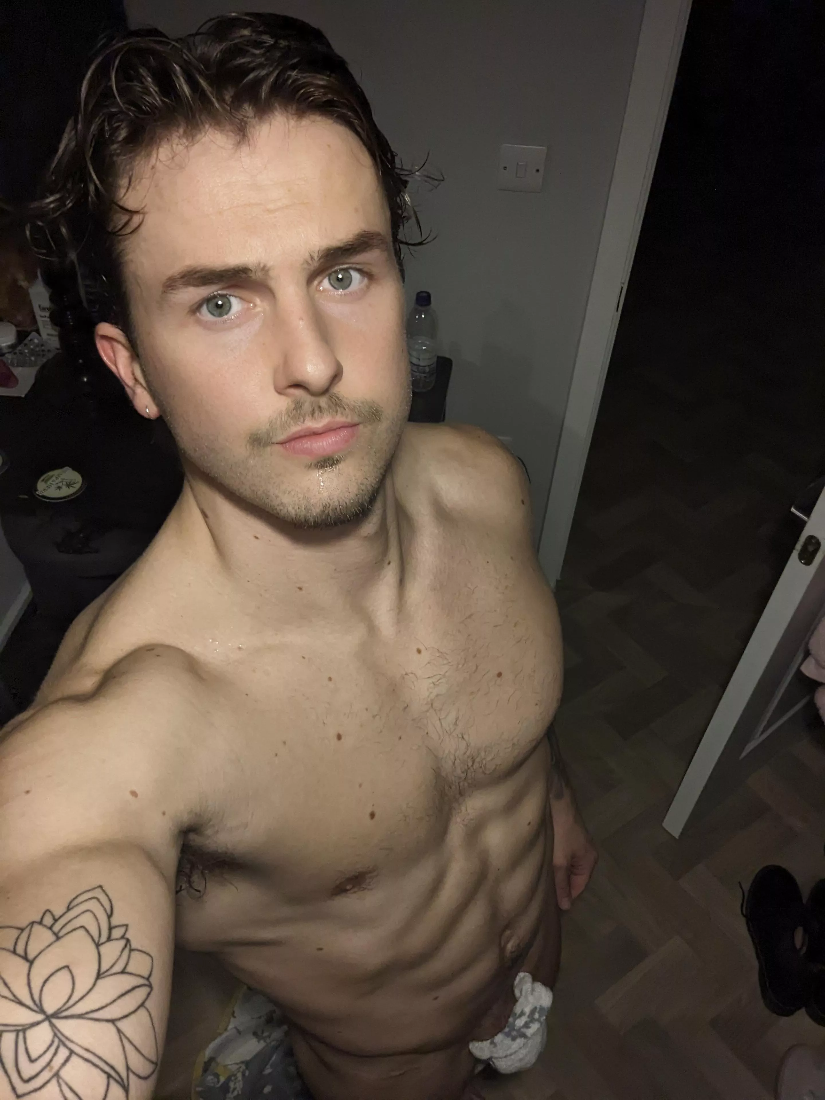 After shower selfies  posted by Old-Contribution2960