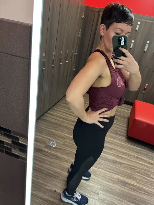 Applying to be your gym slut by Astraea_ann