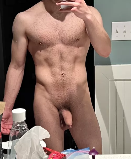 Bored, here's a (dirty) mirror selfie from your average gym bro by joiaccounts